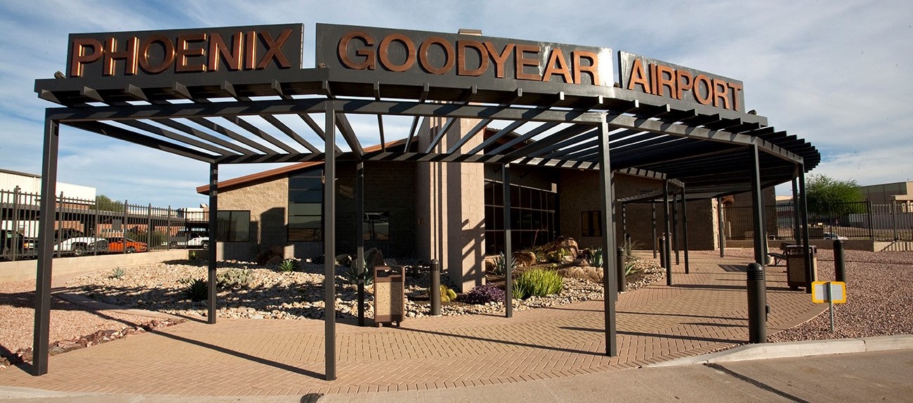 Mobile aircraft detailing at Phoenix Goodyear Airport KGYR